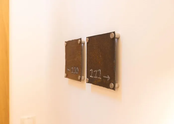 The Salt Vis A Vis Апартаменты