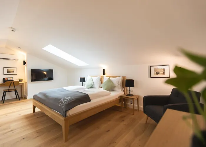 The Salt Vis A Vis Апартаменты