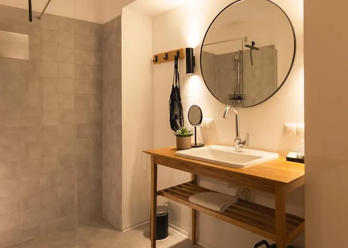 The Salt Vis A Vis Апартаменты *